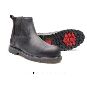 NWT men’s black boot sz12